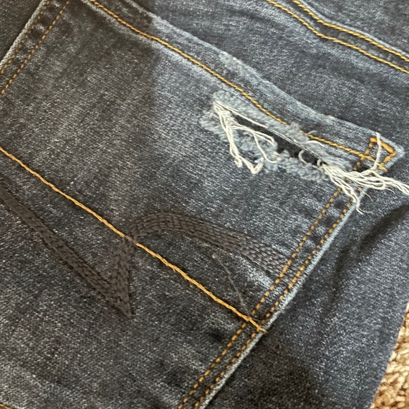 AE Ripped Jeans - Picture 3 of 6